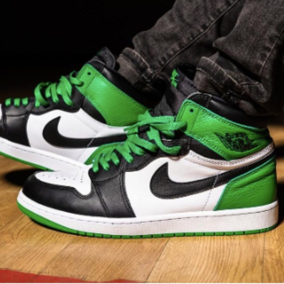 Nike Other - NIKE Air Jordan 1 Retro High OG Grade School Lucky Green Y 6.5
